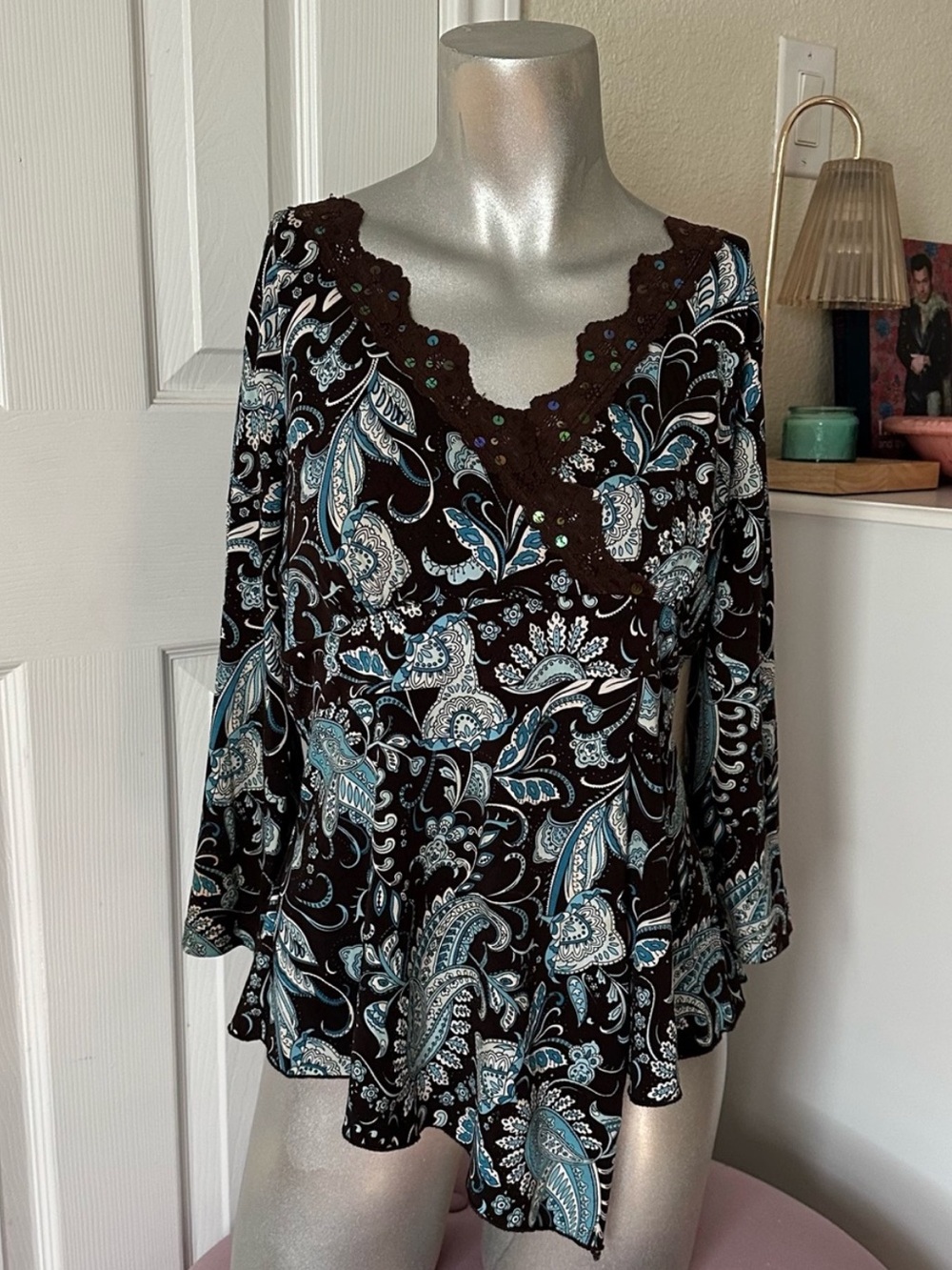 J.T.B. Y2K Brown Blue & White Paisley Pattern Sequin Lace Neckline Wrap Style To